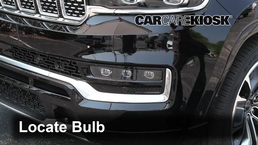 2022 Jeep Grand Wagoneer Series III 6.4L V8 Éclairage Feu antibrouillard (remplacer l'ampoule)